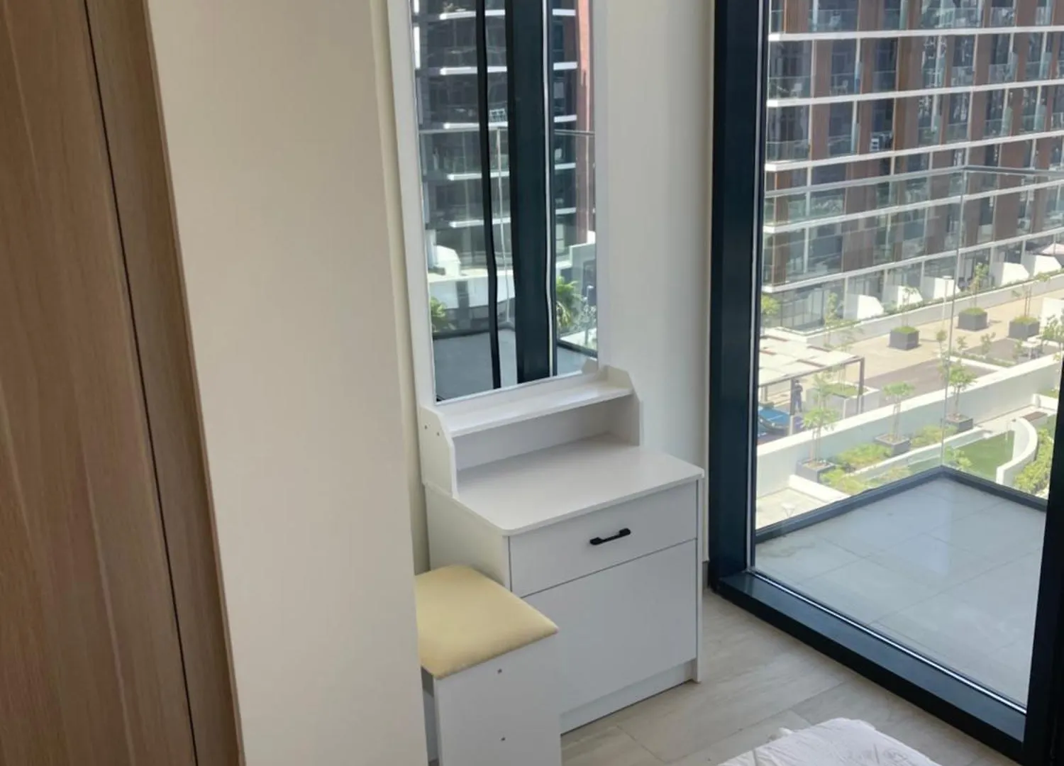 Apartment Amazing Studio In Azizi Riviera 15 Dubai